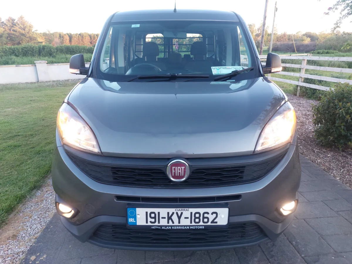 FIAT DOBLO 1019' 5 SEATER - Image 2