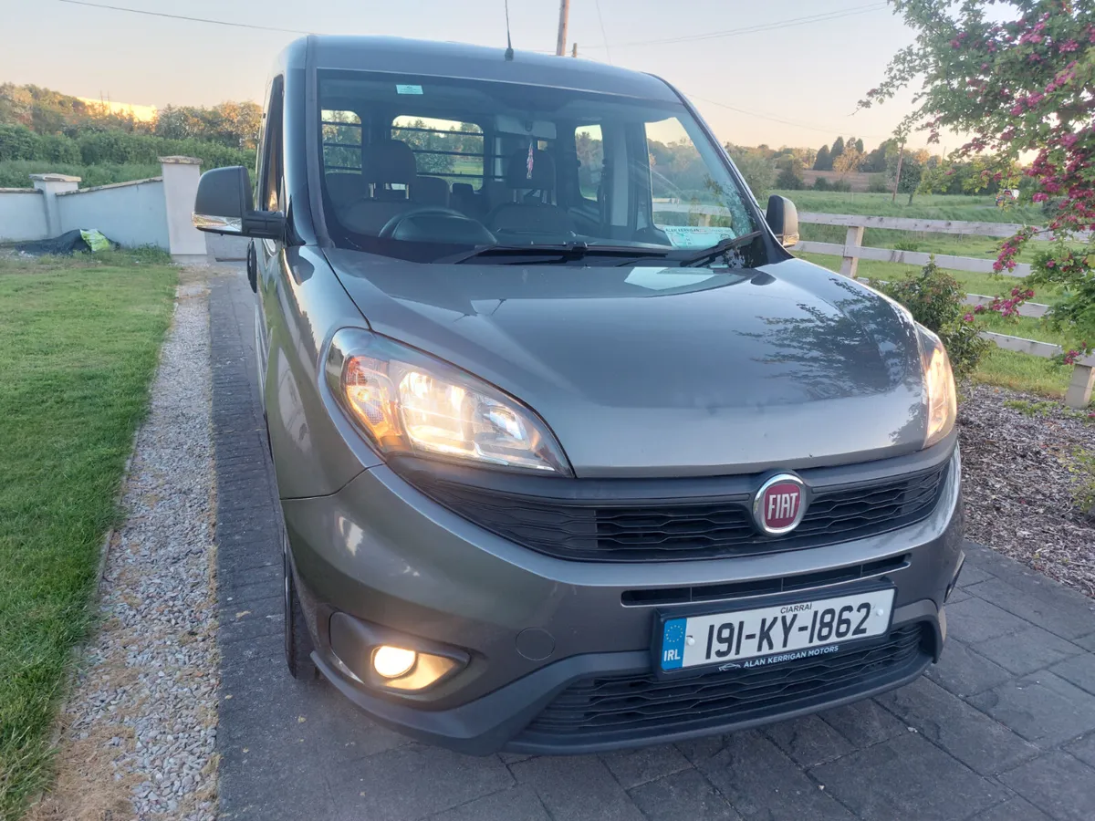 FIAT DOBLO 1019' 5 SEATER - Image 4