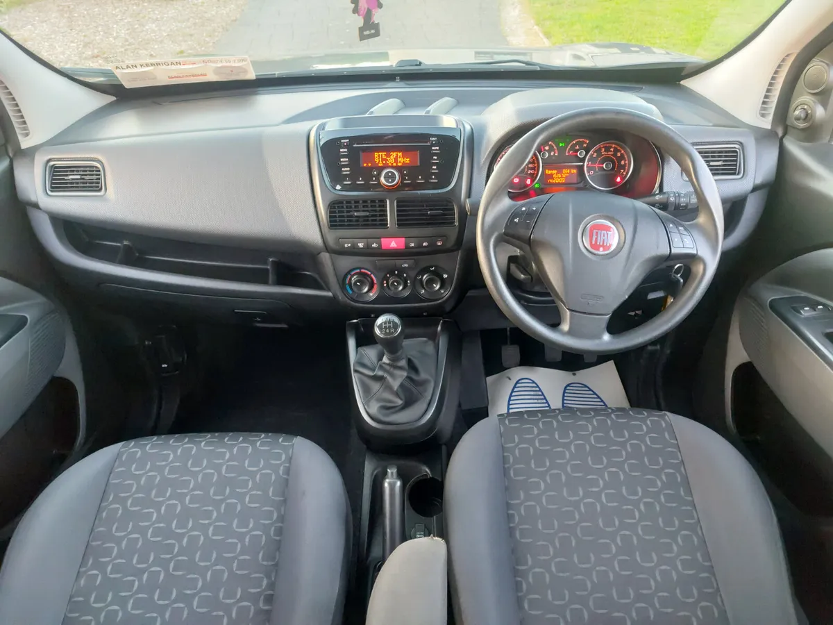 FIAT DOBLO 1019' 5 SEATER - Image 3
