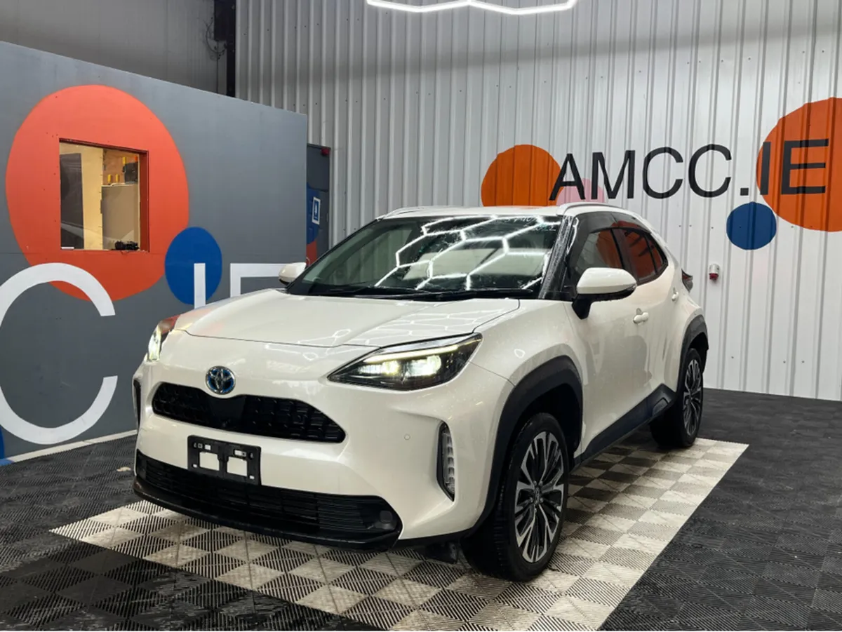 Toyota Yaris Cross €26950 2022 TOYOTA YARIS CROSS - Image 3