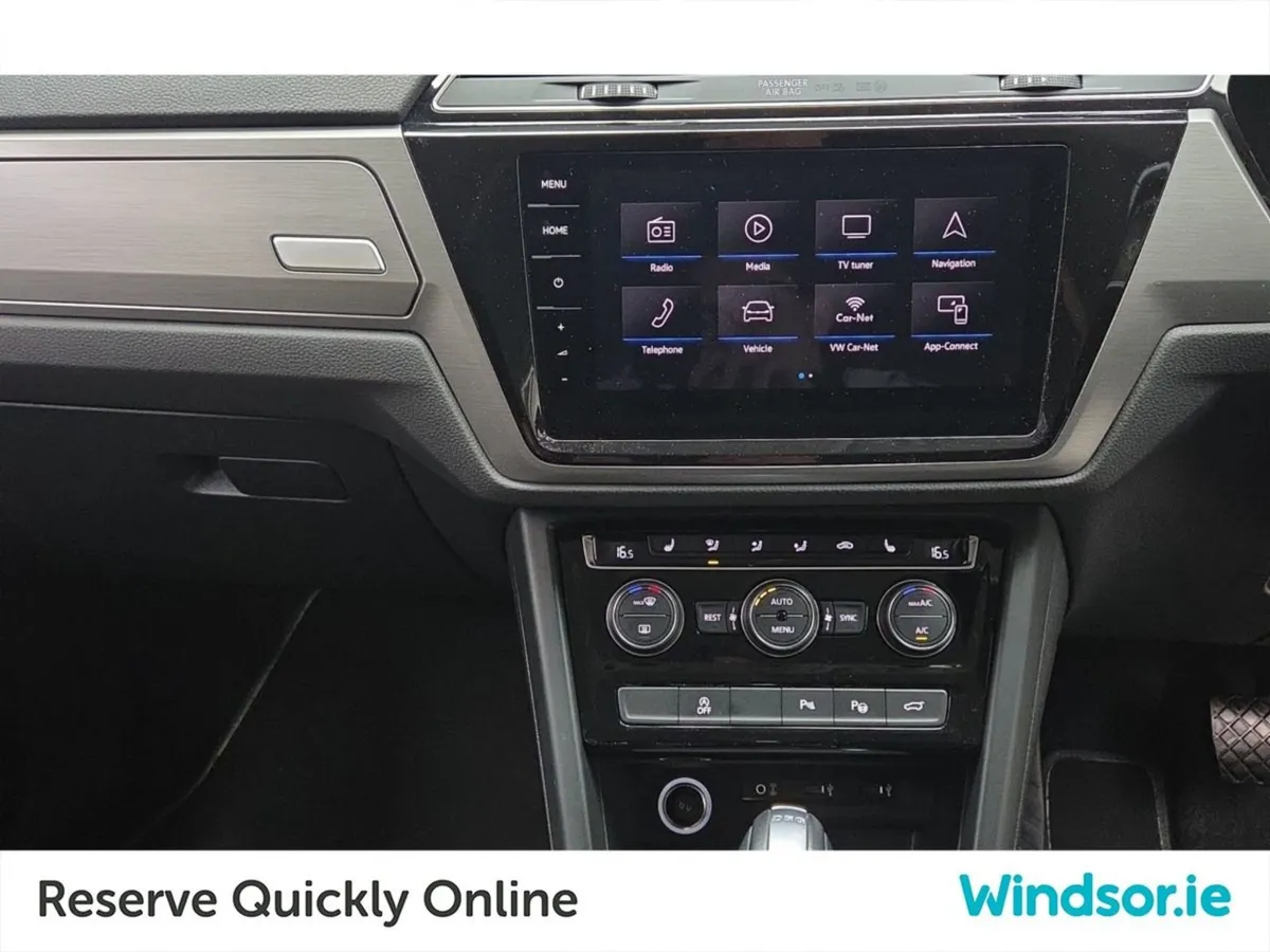Volkswagen Touran TSI Comfortline - Image 4