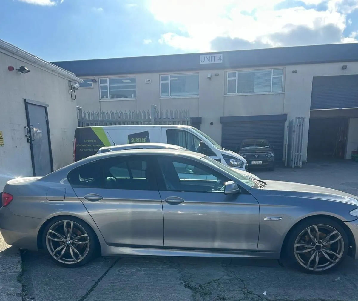 BMW 5-Series 2012 - Image 1