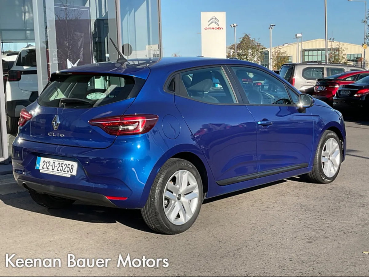 Renault Clio DYNAMIQUE TCE 90 MY21.5 5 5DR - Image 2