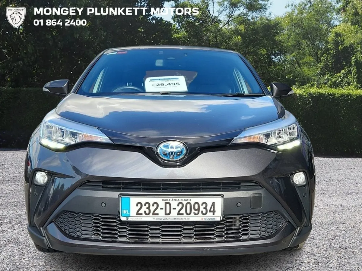 Toyota C-HR 1.8 Hybrid Sport - Image 2
