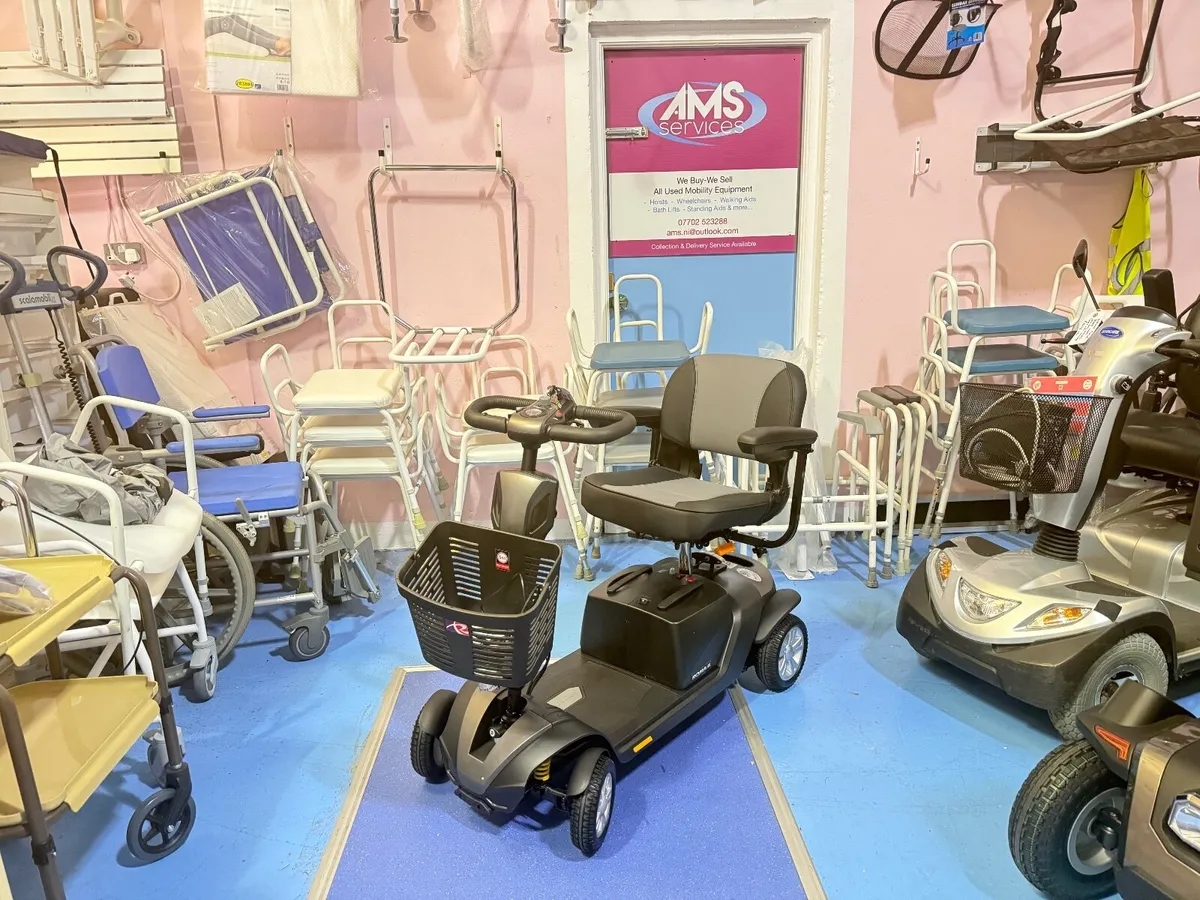 Roma Medical Denver Plus 4mph Mobility Scooter - Image 1