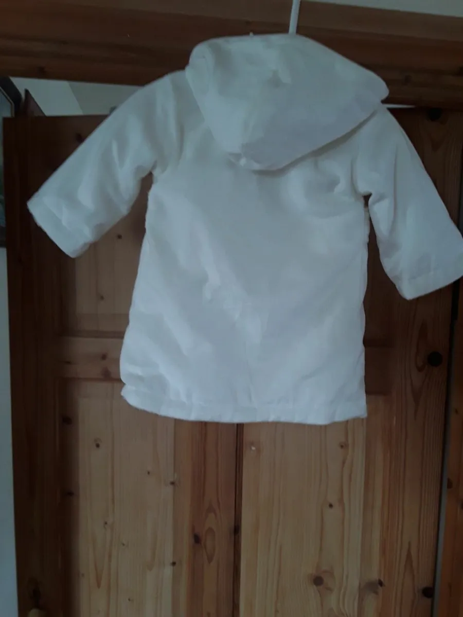 Brand new baby bathrobe - Image 2