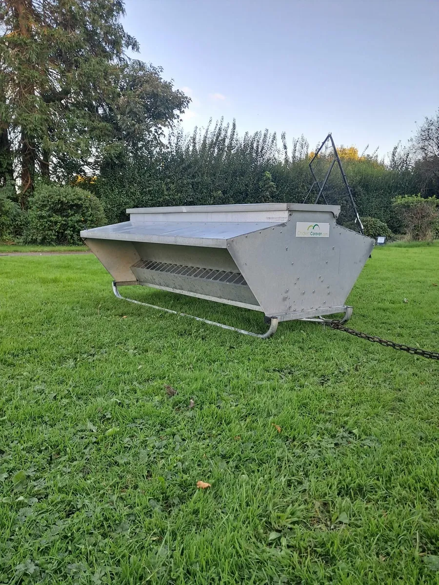 Honesty box & Skid feeder - Image 4