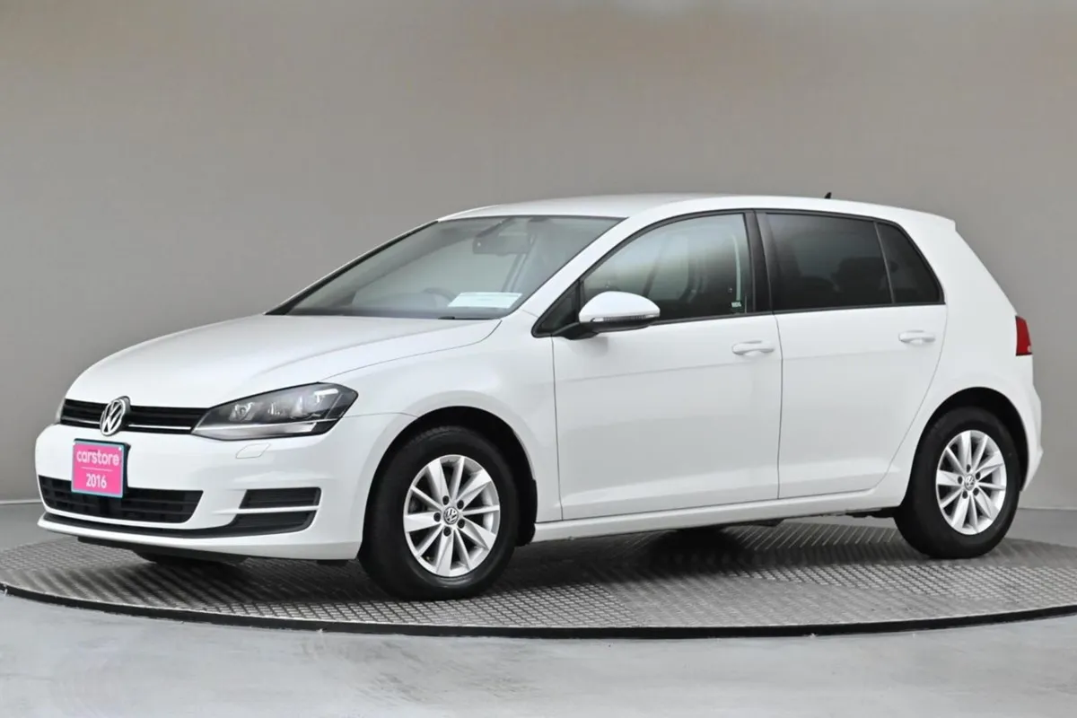 Volkswagen Golf 1.2 TSI DSG  trendline reverse Ca - Image 4