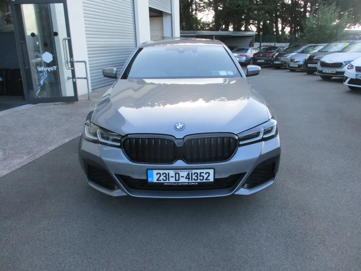 BMW 530E M-SPORT PLUG IN HYBRID, 2023 - Image 2