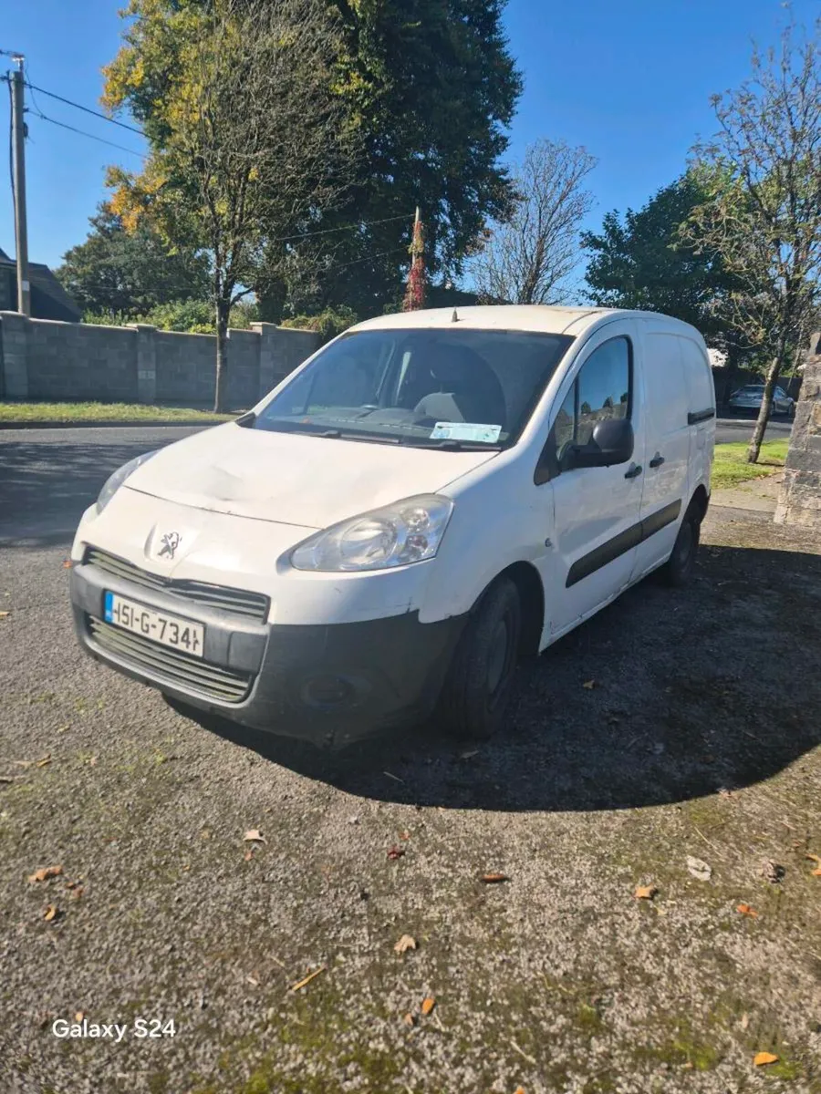 Peugeot  Partner 3 Seater  Van 151 - Image 2