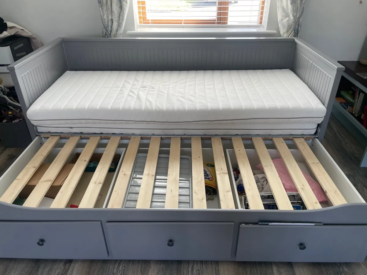 IKEA Grey Trundle Bed(Day Bed) Henmes - Image 2