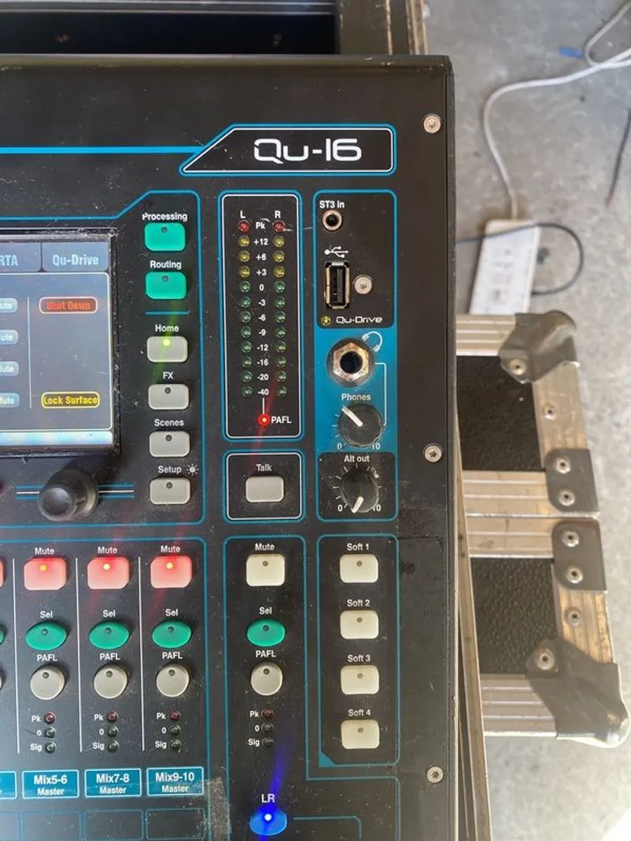 allen and Heath qu-16 - Image 2