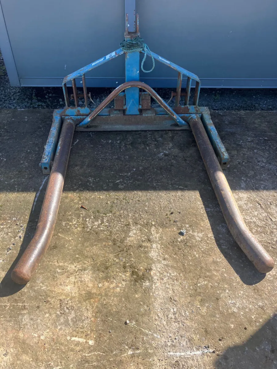 Fleming Single Bale Lifter **Online Auction** - Image 1
