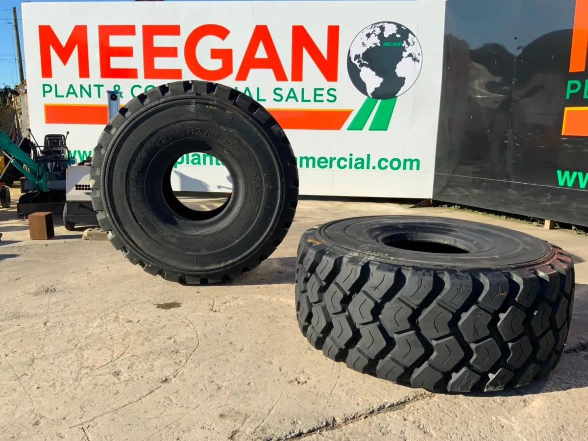 29.5 x 25 ROCKBUSTER SHOVEL  / DUMPER TYRES. - Image 4