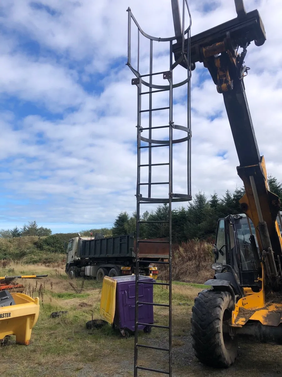 Ladder - Image 2