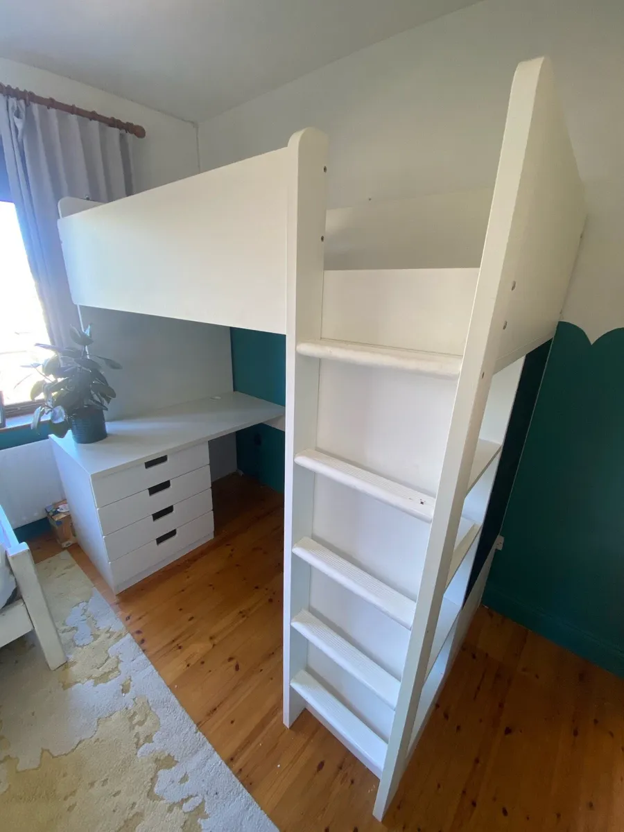 Loft bed - Image 1