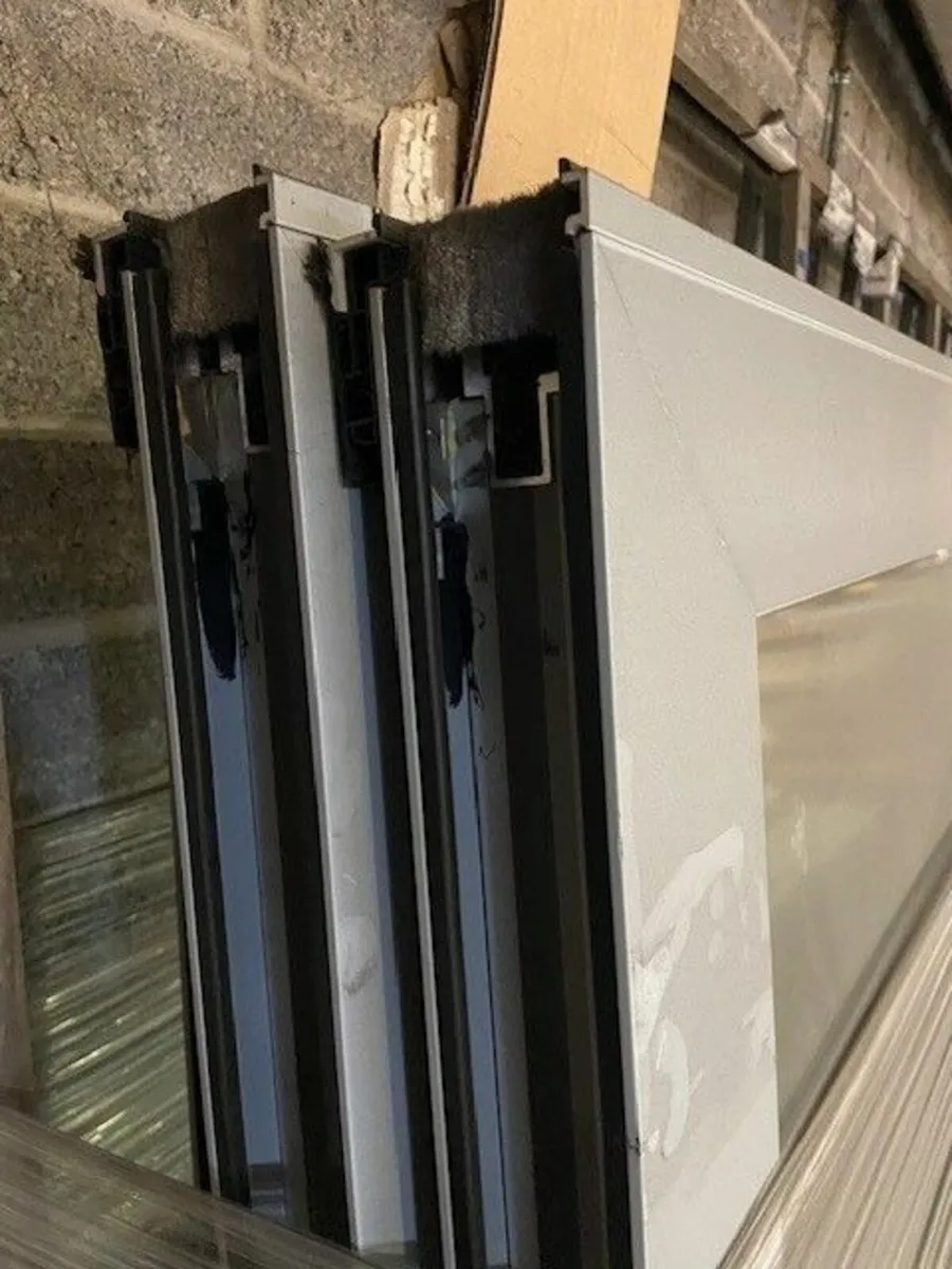 Aluminium 3 Pane patio slider - Image 4