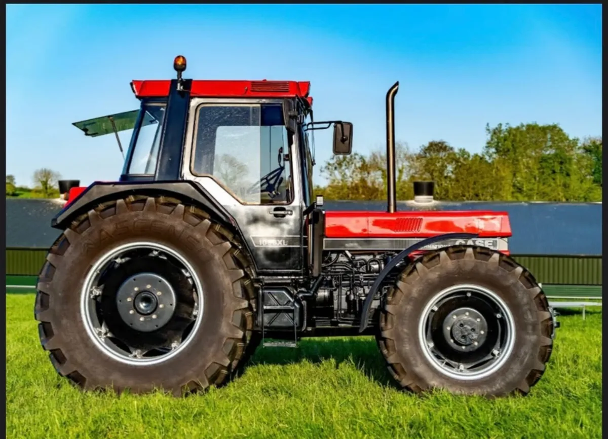 CASE INTERNATIONAL 1056 XL - Image 2