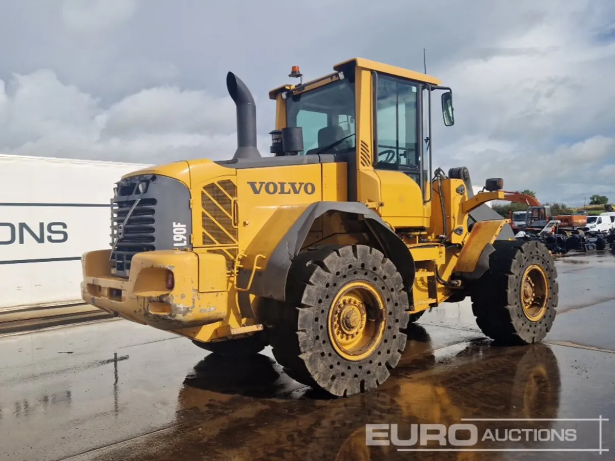 2010 Volvo L90F - Image 3