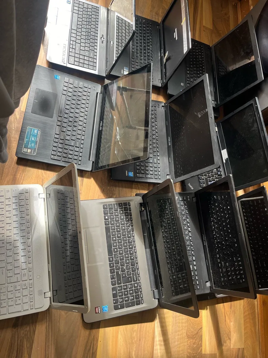 10 laptops for 100 - Image 1