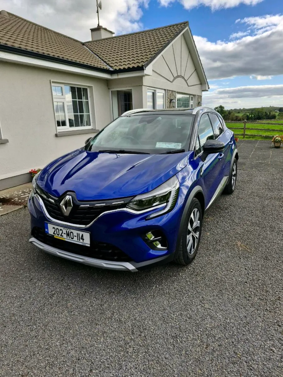 Renault Captur - Image 1