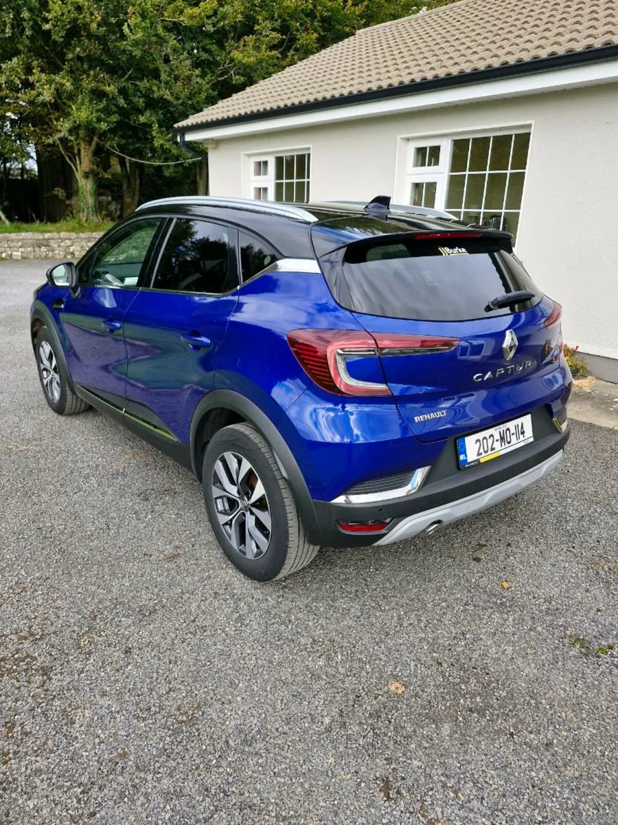 Renault Captur - Image 2