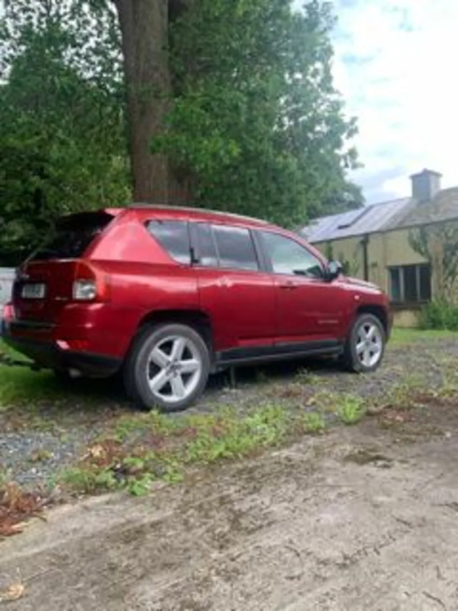 Jeep Compass 2012 - Image 4