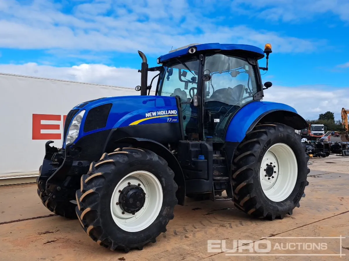 2013 New Holland T7.200 - Image 1
