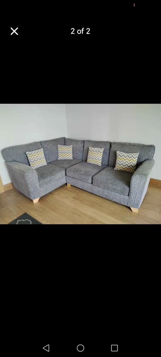 Corner sofa and large armchair - Image 1