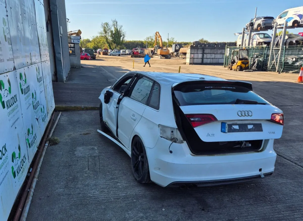 2016 AUDI A3 - Image 3