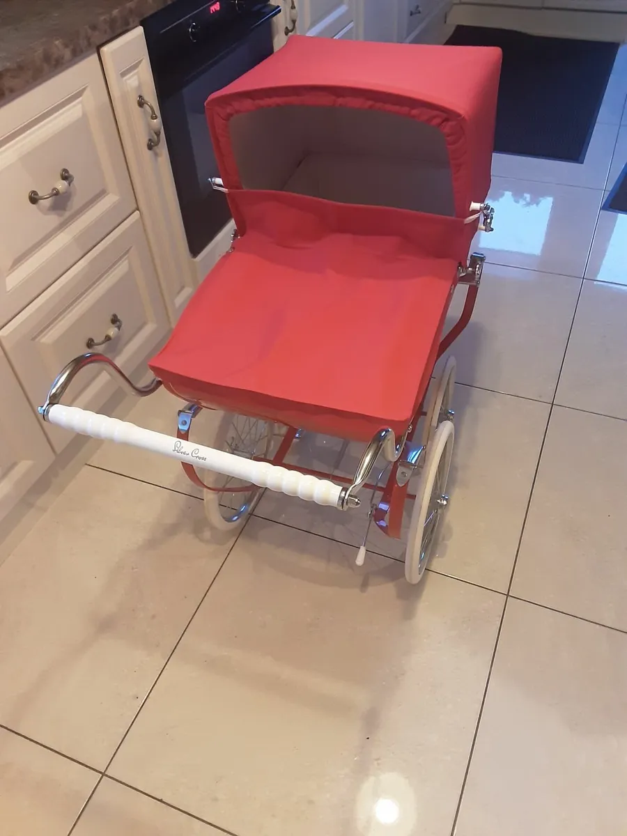 Silver cross red dolls pram new collection only - Image 4