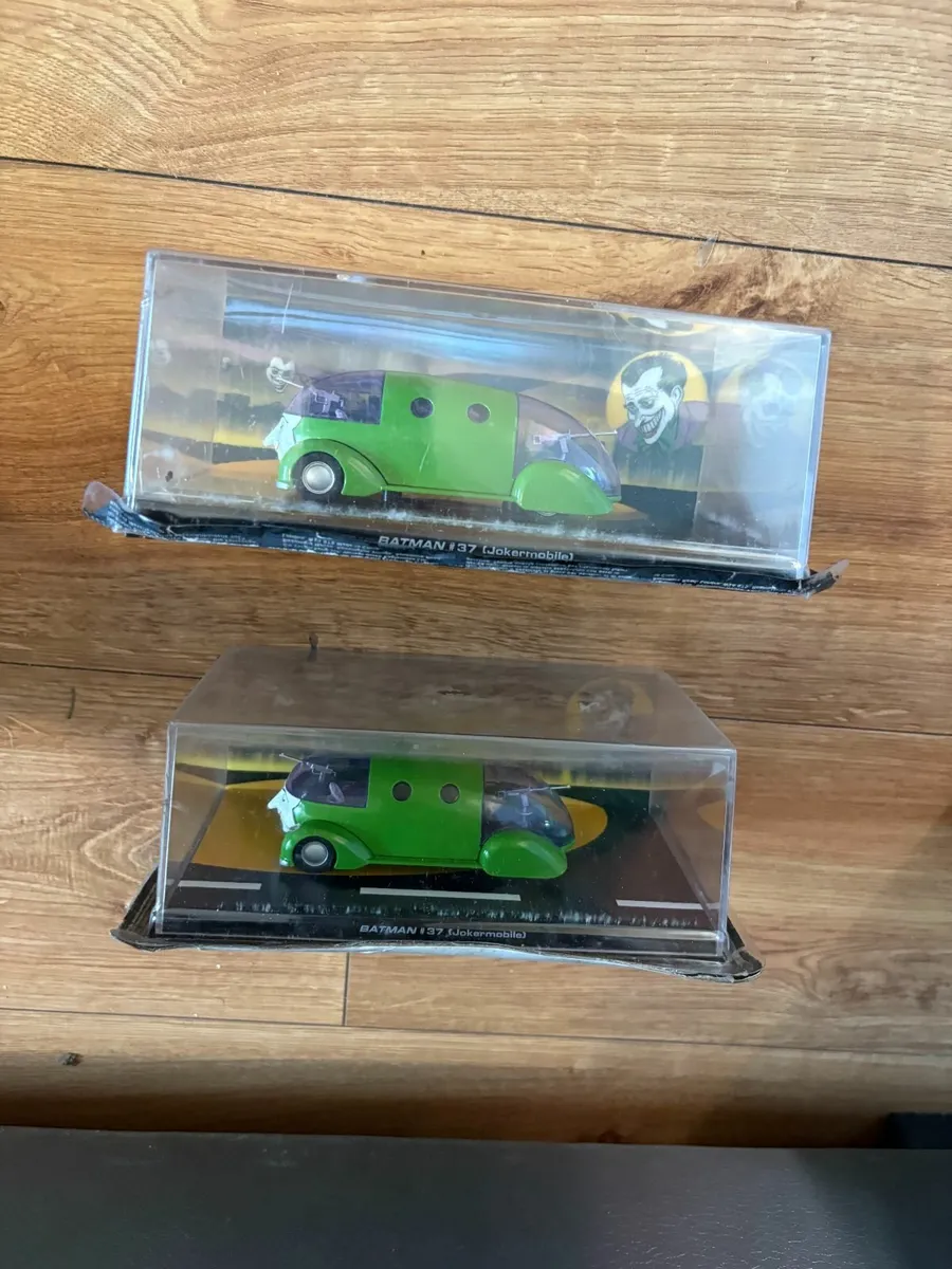 joker action figure cars