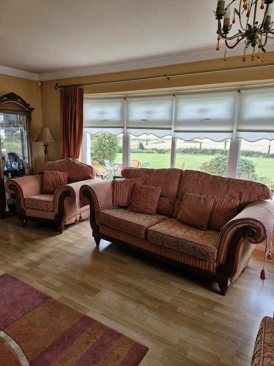 Suite furniture - Image 2