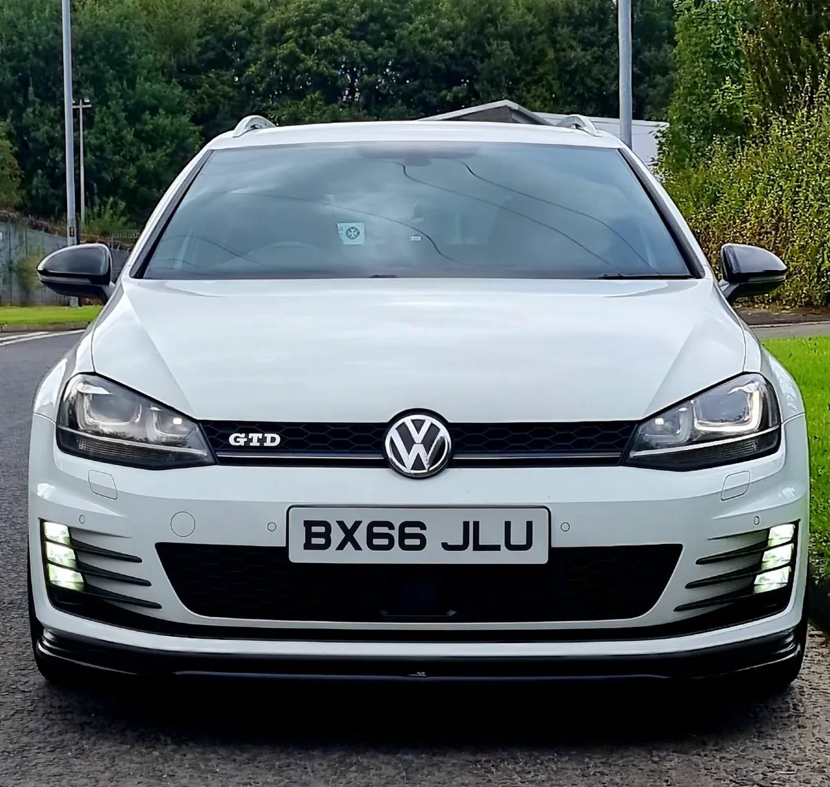 VW GOLF GTD ESTATE 2016 - Image 3