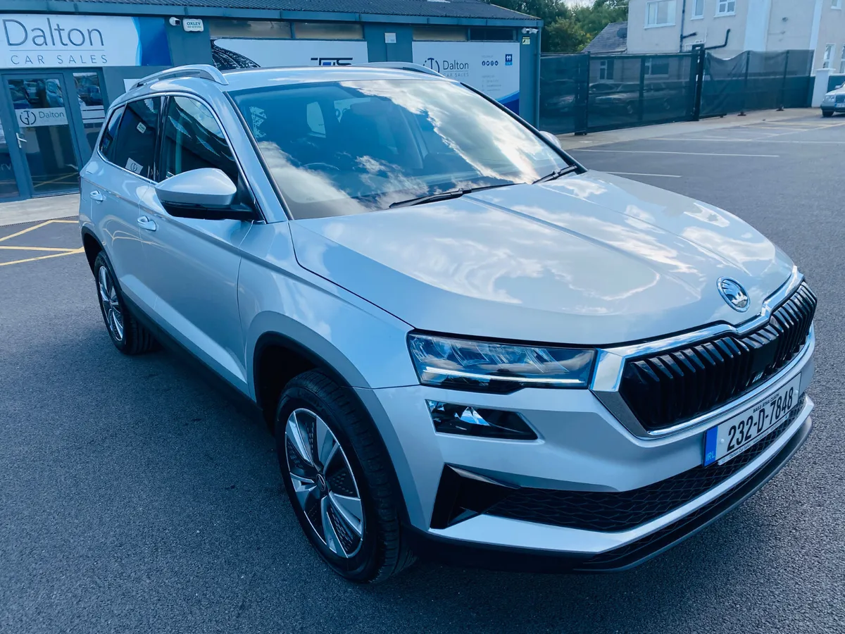 SKODA KAROQ AMBITION 2.0 TDI 2023 (232) - Image 4