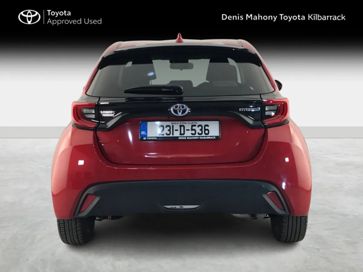 Toyota Yaris HYBRID L/SPORT - Image 4