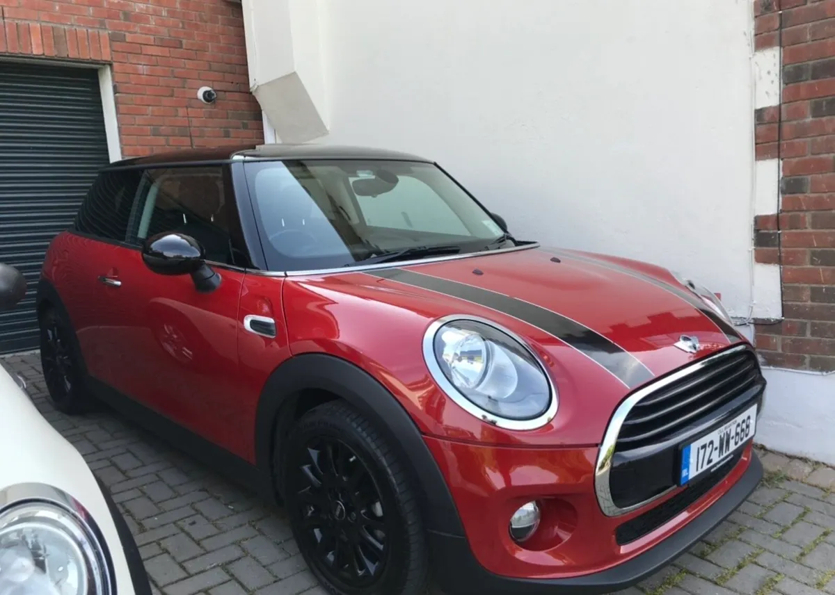 2017 Mini Cooper- Black Edition - Image 4