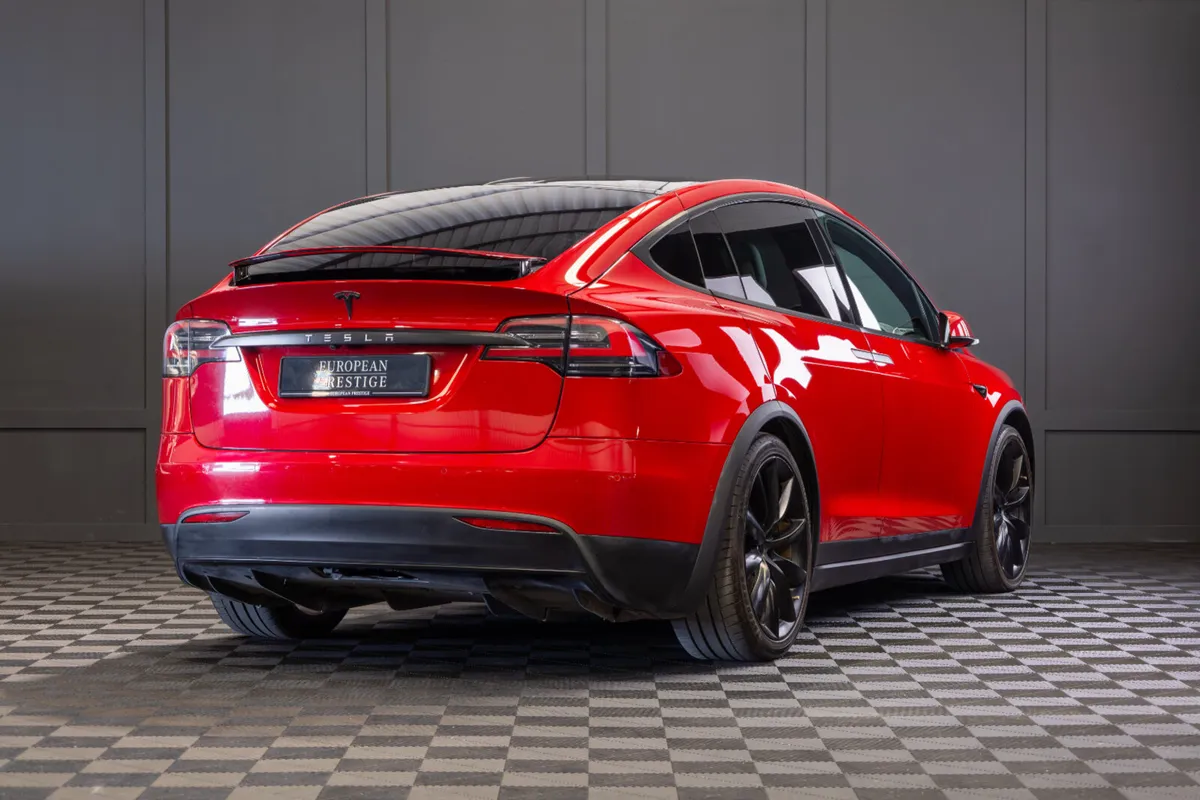 192 Tesla Model X 100d Long Range 7 Seater - Image 3