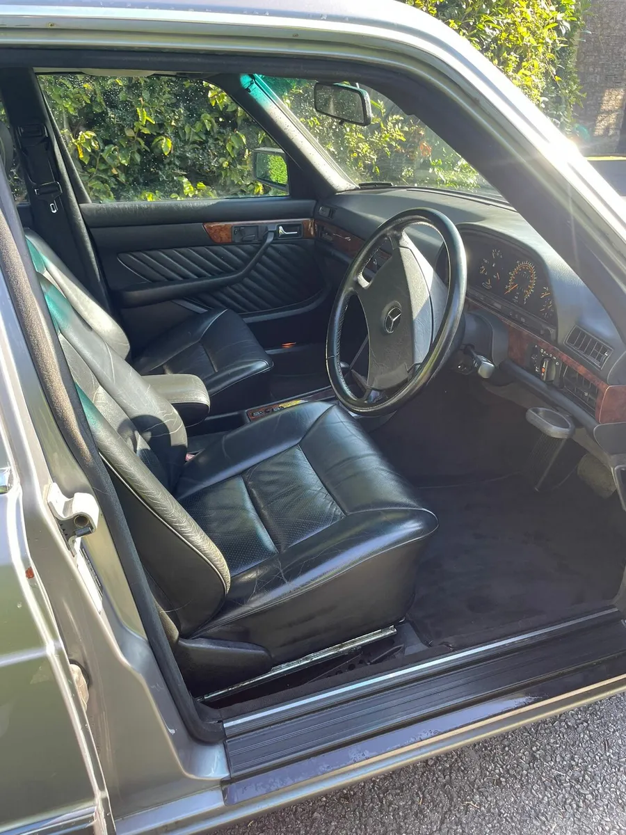 Mercedes-Benz W126 300se 1992 - Image 4