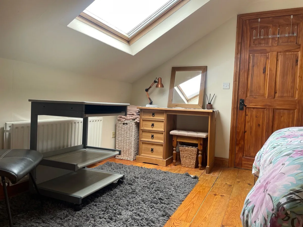 Room to let to student. - Image 4