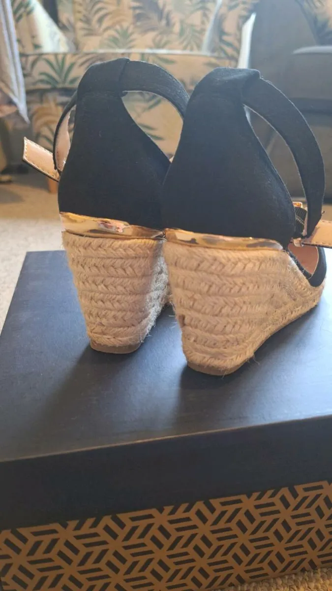 Black wedges - Image 2
