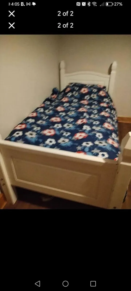 Solid wooden bed - Image 2