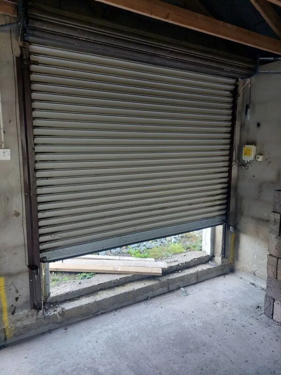 Garage Doors - Image 2