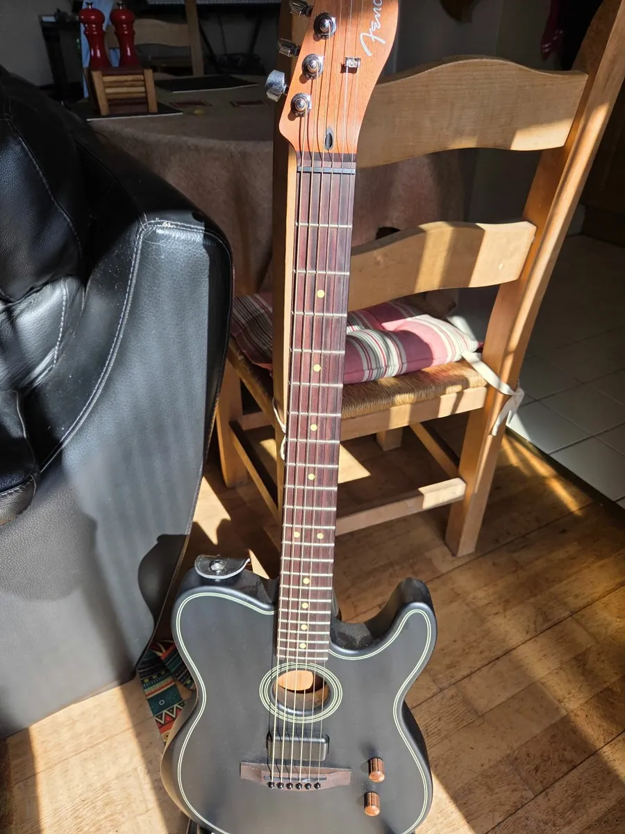guitar. Fender Acoustasonic. - Image 2