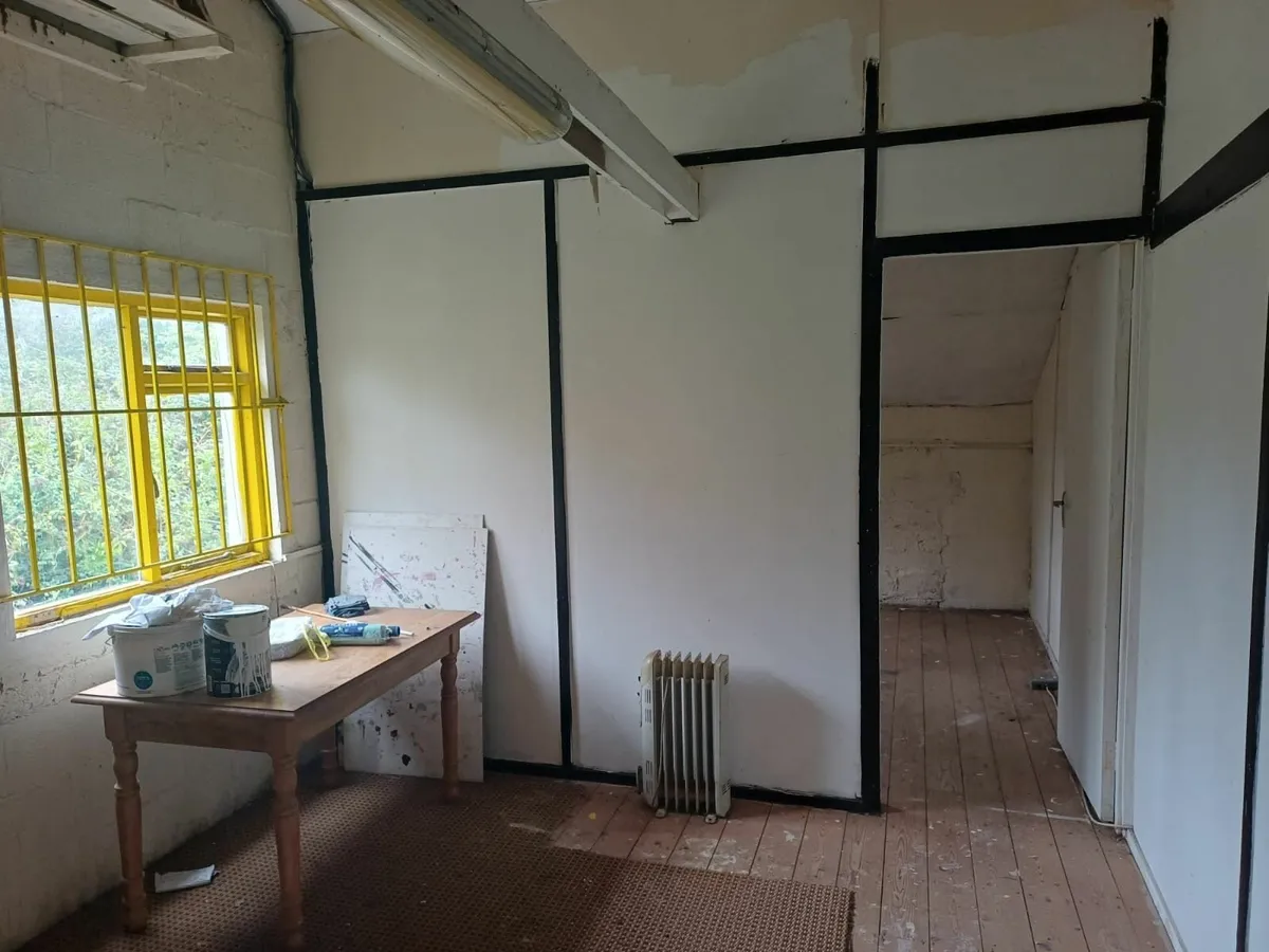 1250 sq.ft storage / work shop  for rent - Image 2