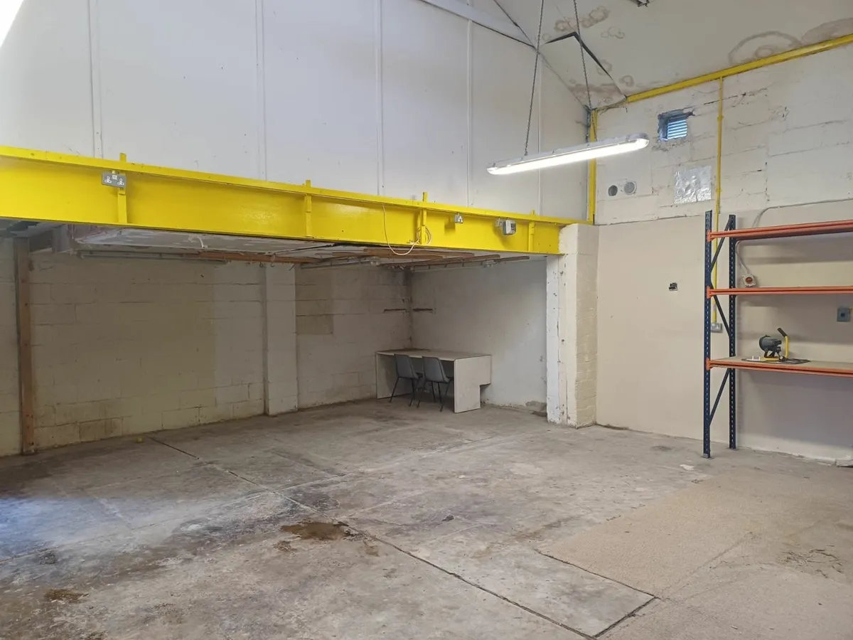 1250 sq.ft storage / work shop  for rent - Image 3