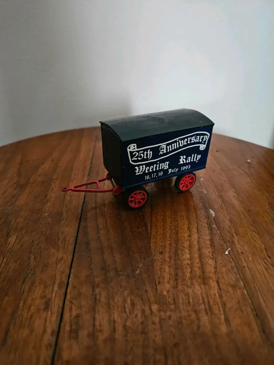 Corgi Trailer 1.50 Circus Fair Ground Showmans - Image 2