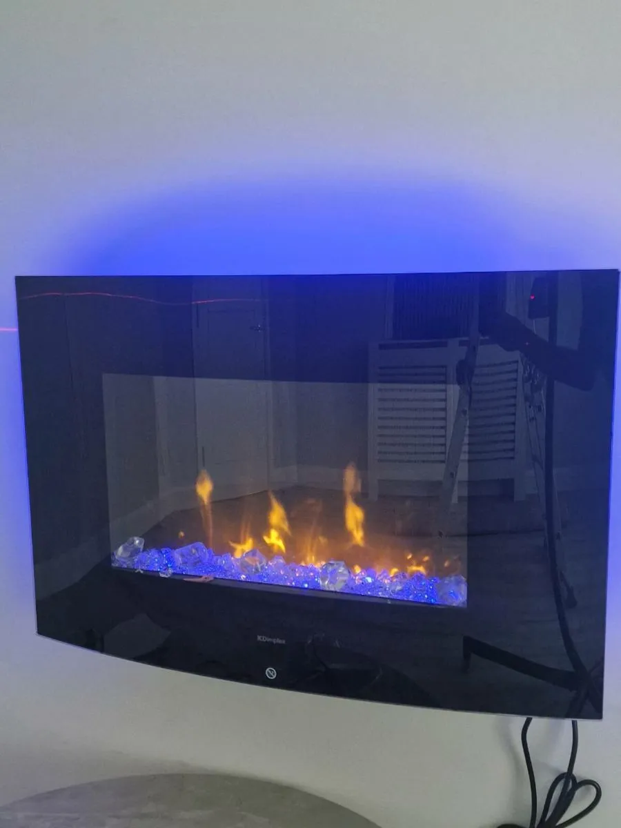 Dimplex  Wall Mounted Fire | ART20 - Image 1