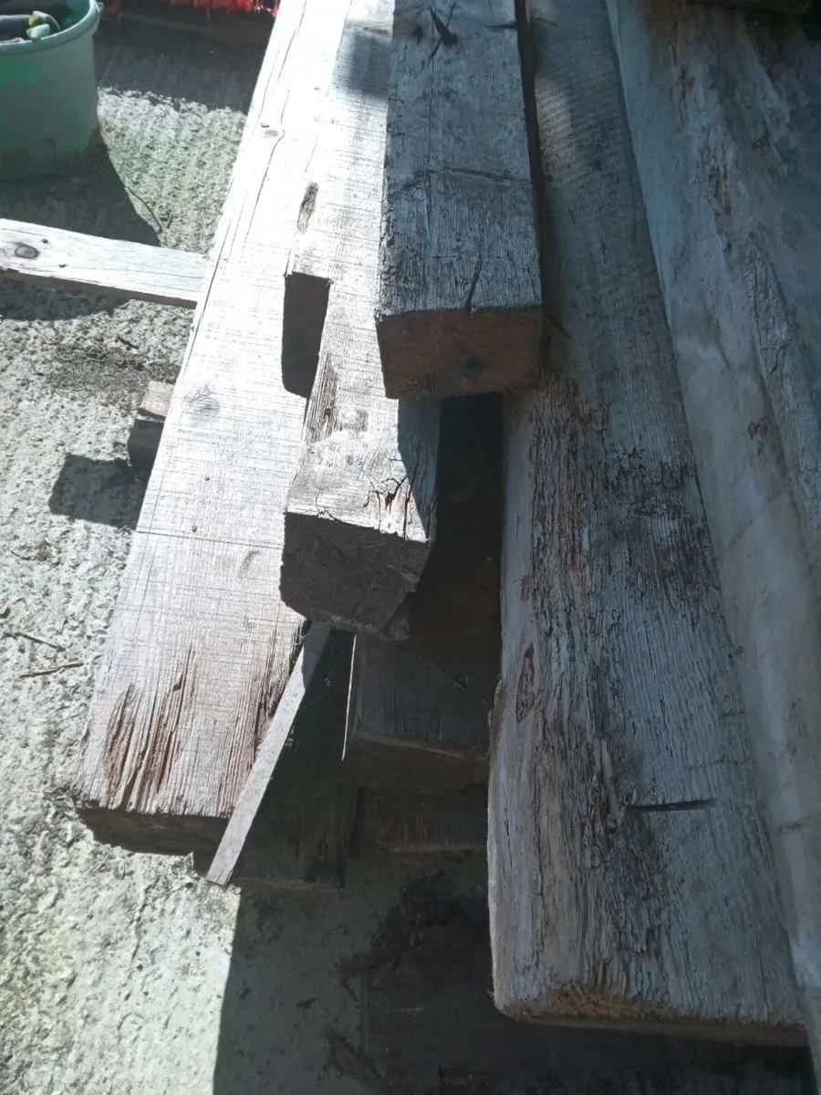 Pine.beams 200 years old. 7 beams - Image 4