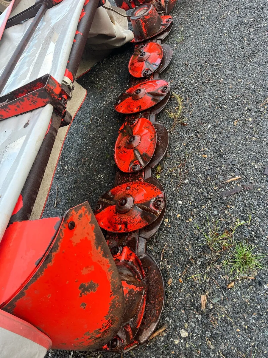 Kuhn GMD66 7’6” Mower - Image 4
